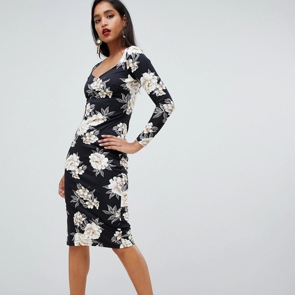 Sweetheart Neckline Pencil Dress